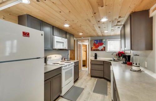 Charming Happy Valley Home 13 Mi to Portland! - Foto 11