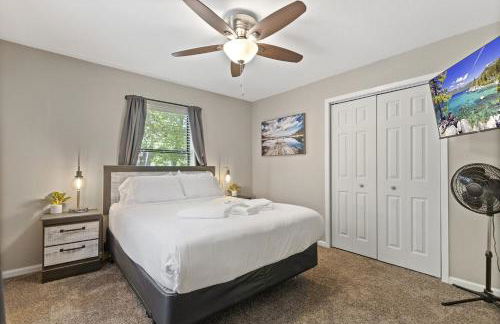 6bedrooms, ramp boat dock slips water toys, nice cove area - Foto 24