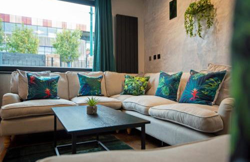 Spacious Cottage 3 Bedrooms with Free Private Parking in a Central Location - Foto 22