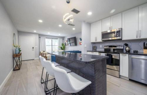 Large 2 bedroom with King bed and Patio - Foto 1