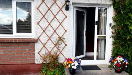 1 Bed Flat - Sleeps 4 - Garden - Parking - Wifi - Foto 2