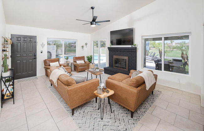 Peoria Oasis on Golf Course Pool Putting Green - Foto 12