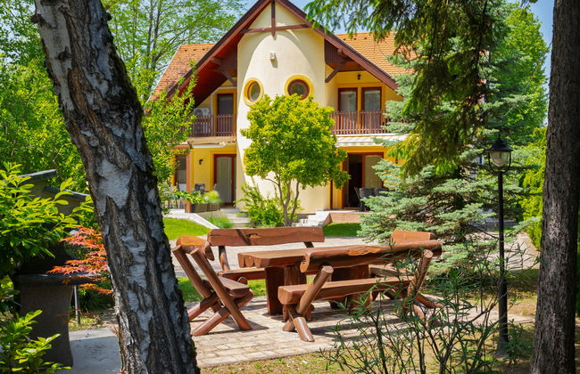 4 bedroom Apartment in Balatonszárszó with garden and terrace - Photo 25