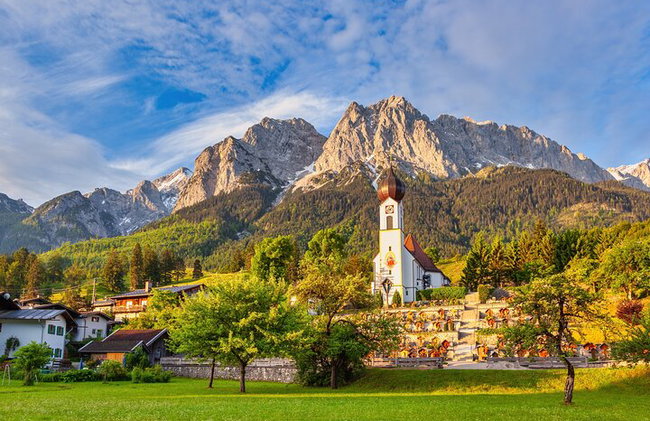 Gita privata di un giorno da Monaco a Zugspitze & Garmisch - Foto 6