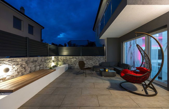 Peaceful Blooming Villa With Pool - Foto 35