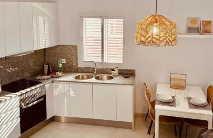 Click & Guest -Terrace with Sea and Mountain Views - Foto 49