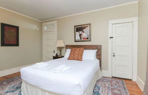 3BR Brick Cottage-Mins to USC - Photo 33