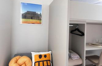 107-Studio compacto, moderno, climatizado perto da UEL - Foto 36