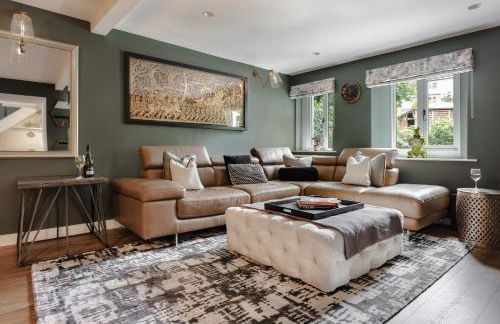 Coronation Family Cottage, Modernised 200-Year-Old Lake District Cottage with Private Hot Tub and Parking - Ridgestone - Foto 21