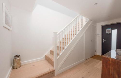 Sandyford, Holywell Bay - Sea Views - Walk to Beach - 2 Pets Allowed - Free Parking and WiFi - Foto 17