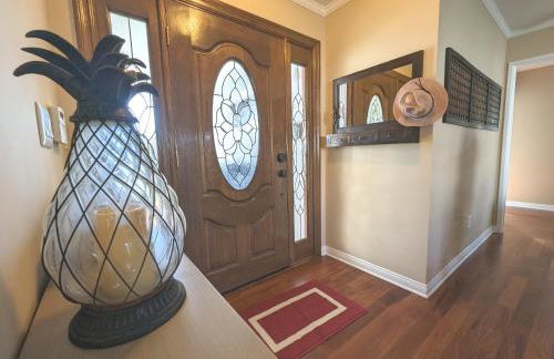 4 BR Encino Home w/ Amazing Yard, Near Everything - Foto 17