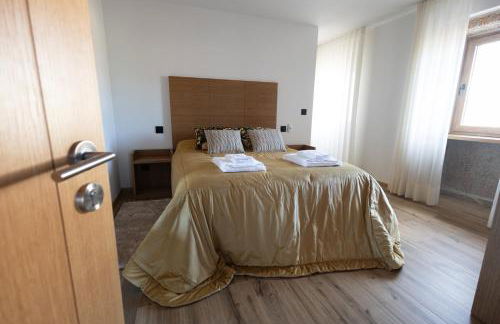 Casa Grande Gondomil com Campo de Padel, Piscina - Foto 44