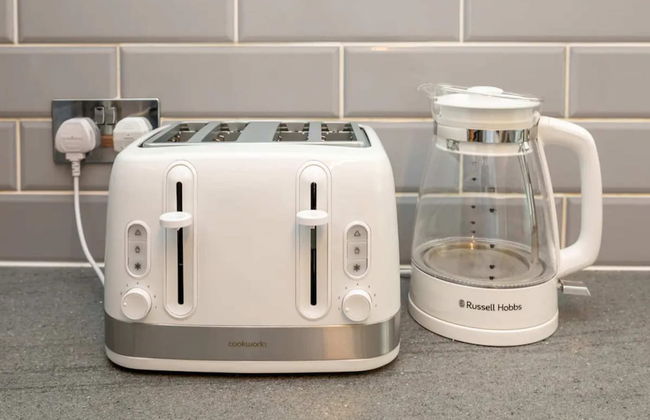 Spacious & Welcoming 4BD House - Kennington - Foto 47