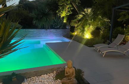 Villa standing piscine privée en écrin de verdure - Foto 3