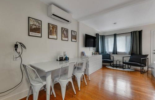 Mount Olympus Suite, Room 9 at Mount Walker Inn - Foto 5