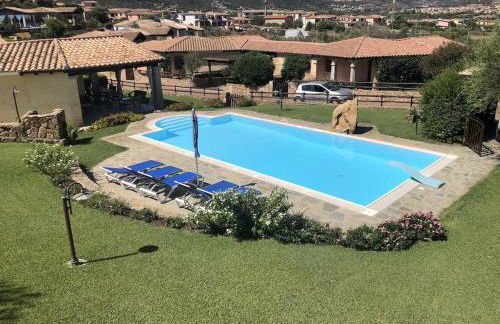 Bellissima villa Alessandra grande piscina privata giardino BQ posto auto - Foto 9