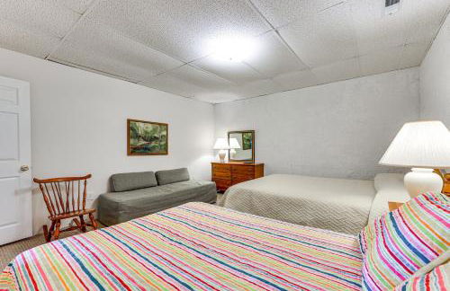 Waterfront Wheeler Lake Home with Furnished Deck - Photo 18