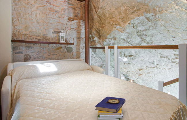 Romantic Medieval Escape - Foto 3