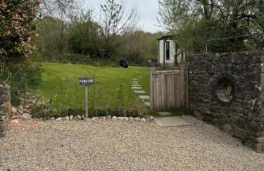 The Lodge, dog friendly rural retreat - Photo 15