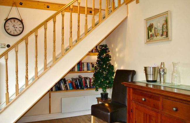 Squirrel Barn. Hi-spec. Hot tub & Wifi. Sleeps 14 - Foto 34