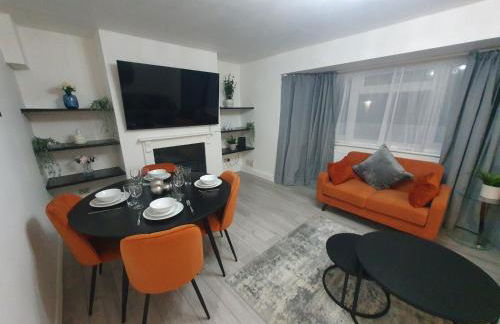 Bright Modern & Spacious 2-Bedroom Apartment - Opposite Penge East Station - 15 mins to Central London! - Foto 22