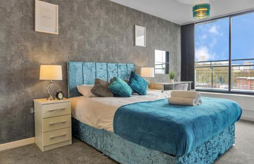 Penthouse - Amazing City Skyline Views - Free Parking - Balcony - Utilita Arena - New St Station - Bullring Shopping - Foto 31