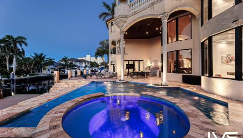 Villa Rhodes Palatial Waterfront Beach Estate - Photo 5