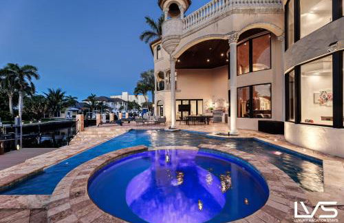Villa Rhodes Palatial Waterfront Beach Estate - Photo 5