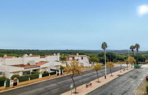 Cozy Apartment In El Portil With Swimming Pool - Photo 16