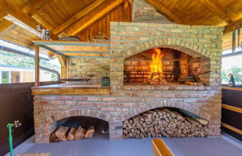 Nice Home In Gospic With Sauna - Photo 7
