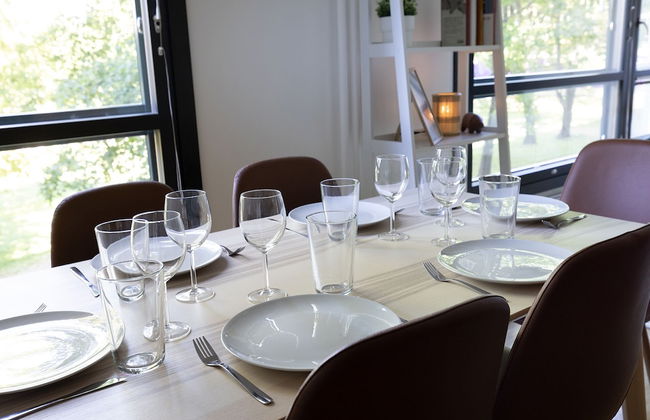 2ndhomes 2BR Center Apartment w Balcony - Foto 19