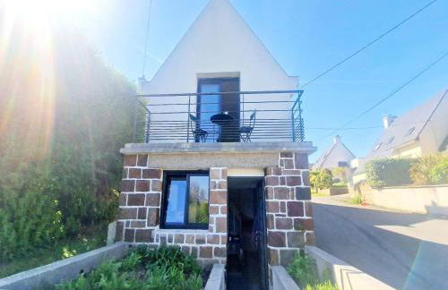 Cottage in Plougasnou Near Stunning Beaches - Photo 14