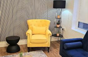 5 Mins Walk to ExCeL - Cosy 3 Bed House - Free Parking - Near O2 Arena & Cable Cars - Foto 15