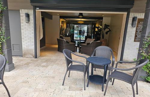 Saltwater Pool 2BR Near Galleria Walkable, Stylish & Central Marquee Uptown - Foto 5