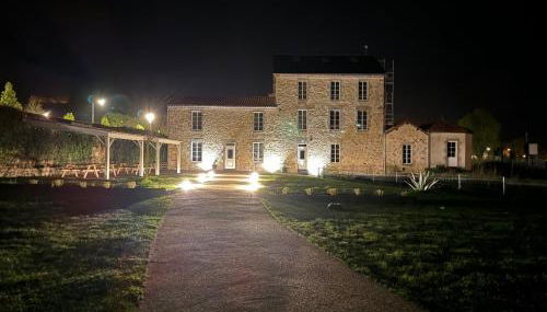 Gîte moulin de Chaussac proche du Puy duFou - Photo 2, Garden