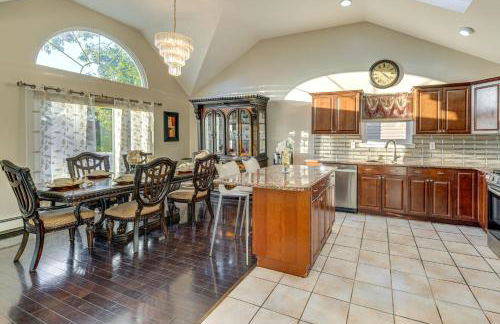 Near Hospitals and Universities Baldwin Apt with Deck - Foto 7