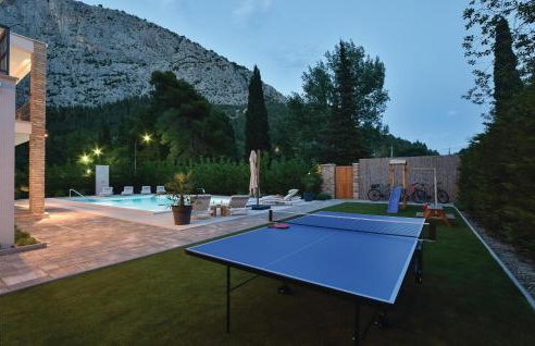 Beautiful Home In Omis With Sauna - Photo 27