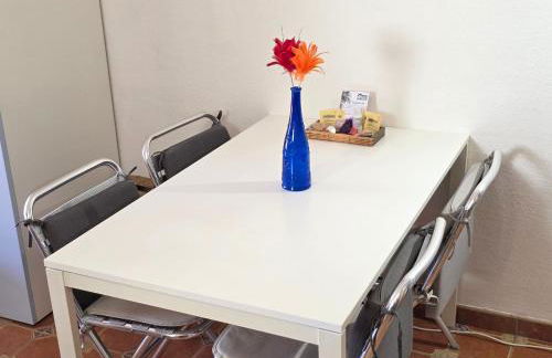 Grand Studio aux Salins - climatisation - terrasse - 90m de la mer - Foto 9