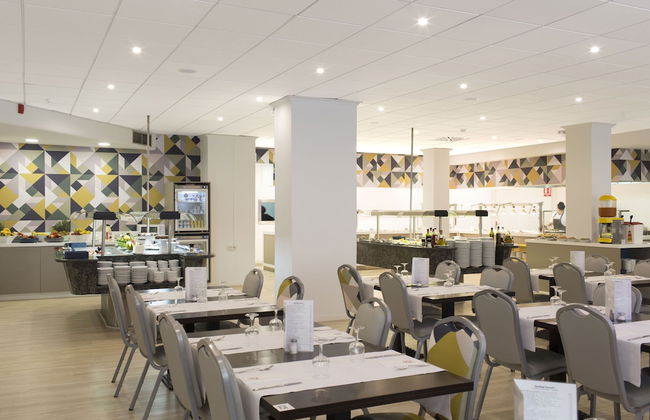 Aparthotel Acuasol - Photo 21