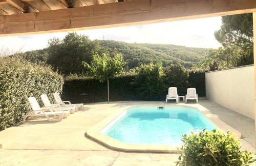 GITE DE L'ASPE 135m2, 6p, 3ch avec piscine privative, jardin ombragé clos - Foto 2