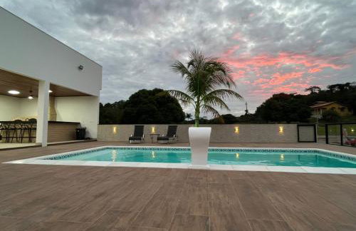 Chalé Sítio Califórnia Região dos Lagos - Foto 31