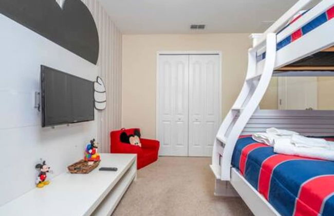 Gorgeous 6 Bedroom w Pool Paradise Palms - Foto 57