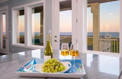 Luxury Beachfront l Sleeps 20, Hot Tub, Pool & Game Room Fun! - Foto 9