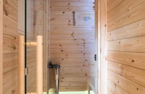 Lüftenblick - 2 Ferienwohnungen am Starnberger See, mit Terrasse oder Balkon, Weitblick, Sauna, Kamin, E-Ladestation - Foto 9