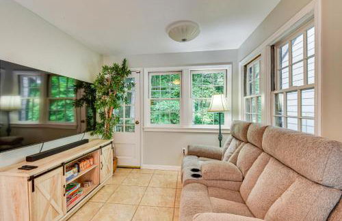 30 Acres and Pond North Georgia Mtn Farmhouse - Foto 14