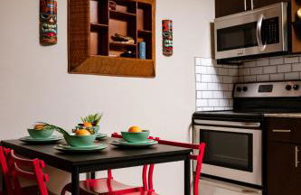 The Rum Locker - 1 King - 2 Twins - Private home and Patio - Sleeps 4 - Foto 13