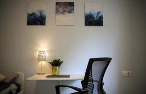 Charming beach apartment - relax & work - Foto 24