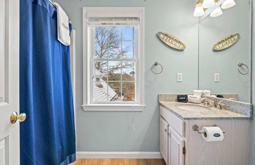 Cozy Bungalow Close to Downtown - Foto 24