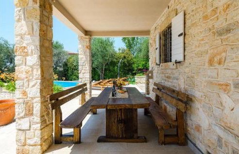 4 Bedroom Cozy Home In Sveti Lovrec - Foto 21