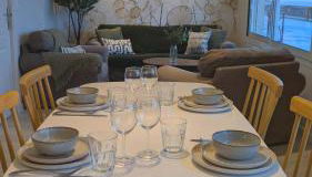 Beautiful beachfront apartment, 180d sea and cliff view - Foto 5